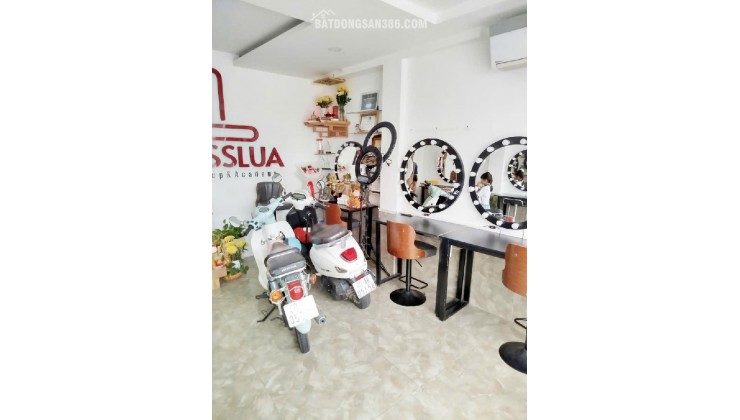 Nhà MT 4x11m, 2 lầu +ST, gần Lý Thường Kiệt, ngã tư Bảy Hiền